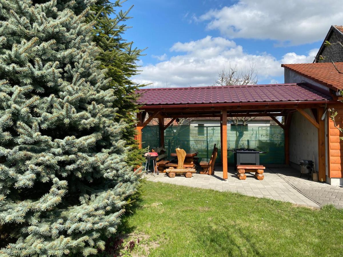 Penzion Maly Rim Liptovský Mikuláš Exteriör bild